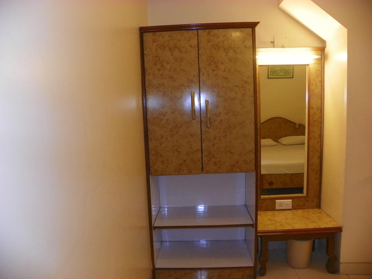 Hotel Rajdeep Pune Exterior foto
